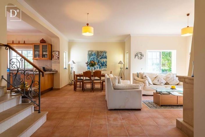 Image No.3-3 Bed Villa for sale