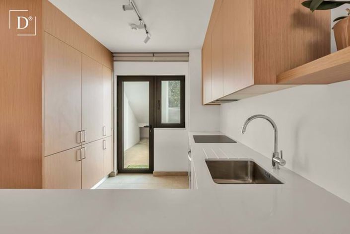 Image No.12-2 Bed Apartment for sale