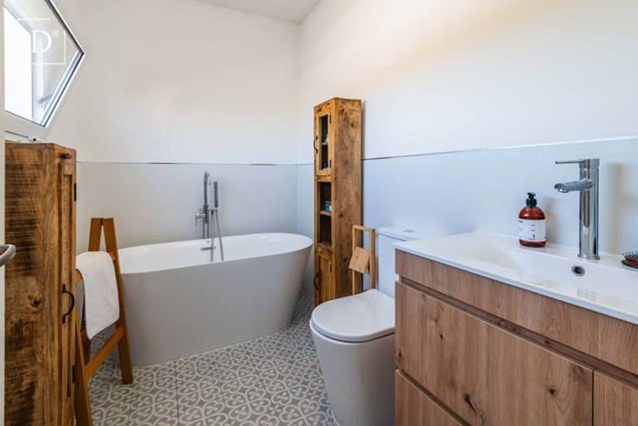 Image No.6-4 Bed Villa for sale