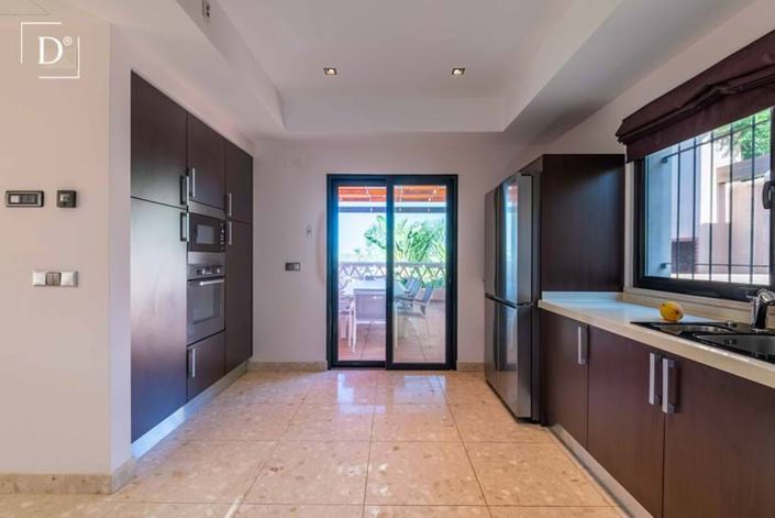 Image No.13-4 Bed Villa for sale