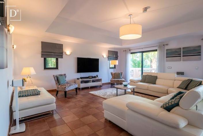 Image No.8-4 Bed Villa for sale