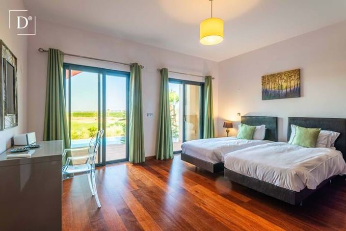 Image No.18-4 Bed Villa for sale