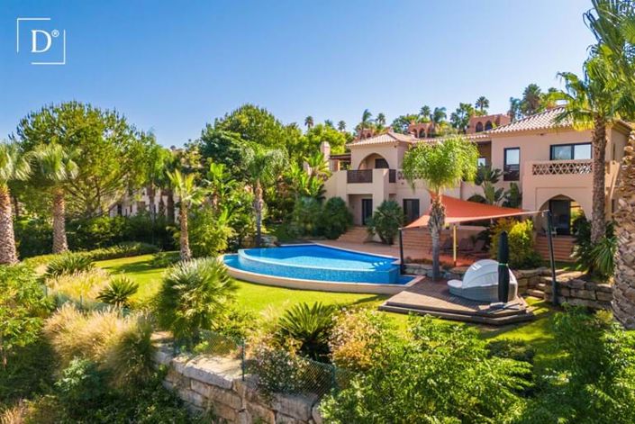 Image No.10-4 Bed Villa for sale