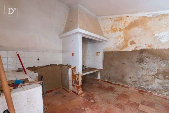 Image No.20-6 Bed Villa for sale