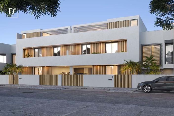 Image No.10-4 Bed Villa for sale