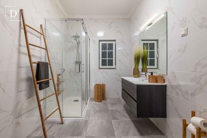 Image No.3-4 Bed Villa for sale