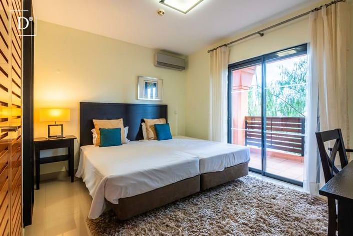 Image No.12-3 Bed Apartment for sale