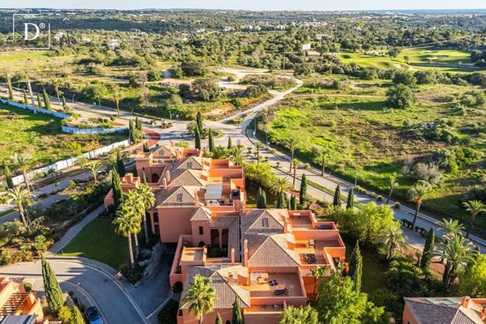 Image No.20-3 Bed Apartment for sale