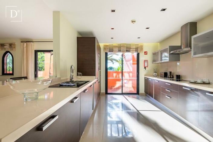 Image No.7-3 Bed Apartment for sale