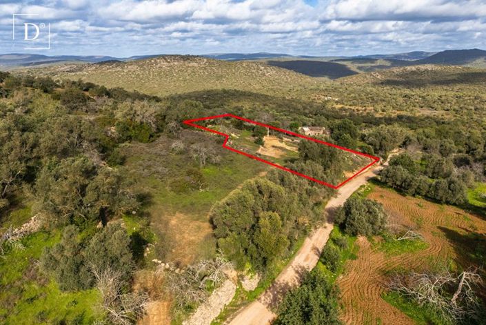 Image No.11-3 Bed Land for sale