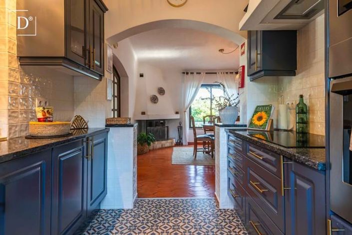 Image No.2-4 Bed Villa for sale