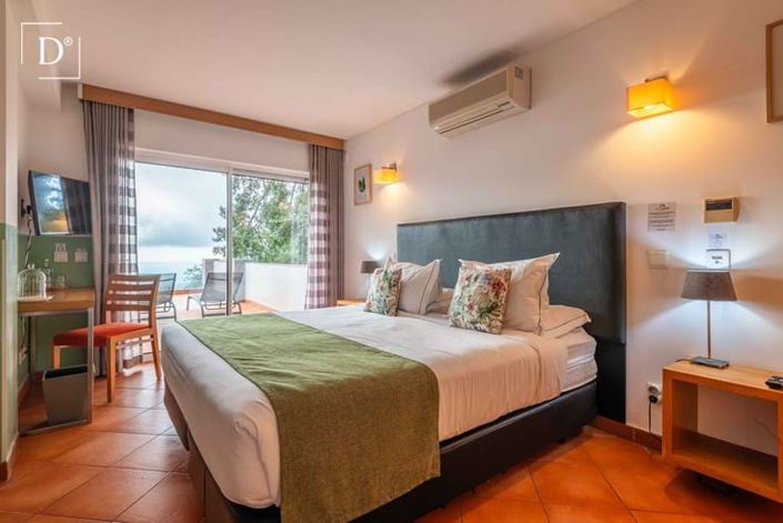 Image No.31-12 Bed Property for sale