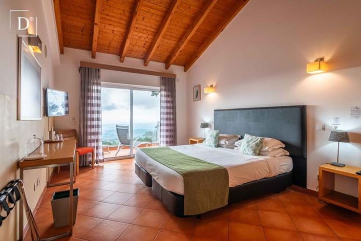 Image No.43-12 Bed Property for sale