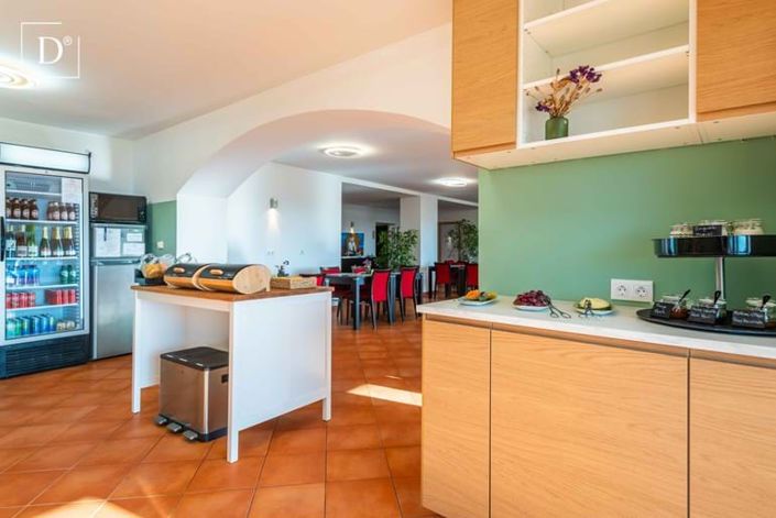 Image No.5-12 Bed Property for sale