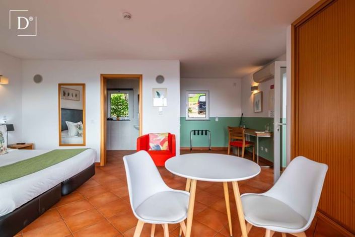 Image No.58-12 Bed Property for sale