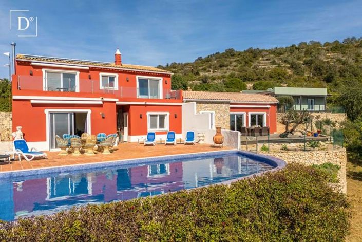 Image No.1-4 Bed Villa for sale