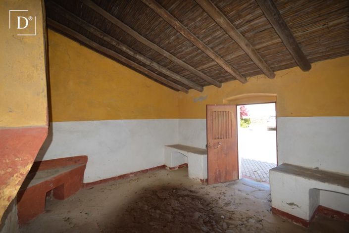 Image No.6-Villa for sale