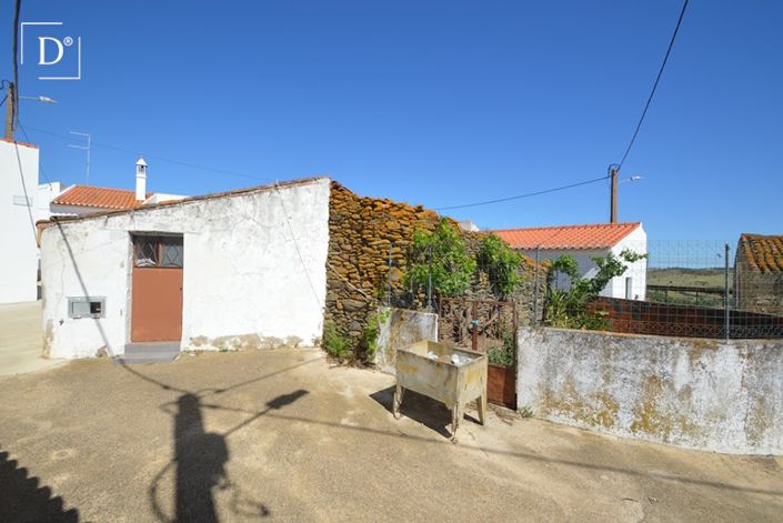 Image No.2-Villa for sale