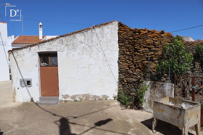 Image No.4-Villa for sale