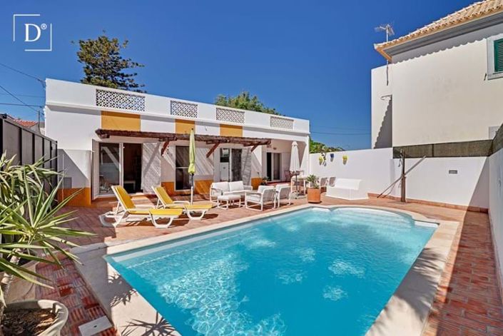Image No.1-2 Bed Villa for sale