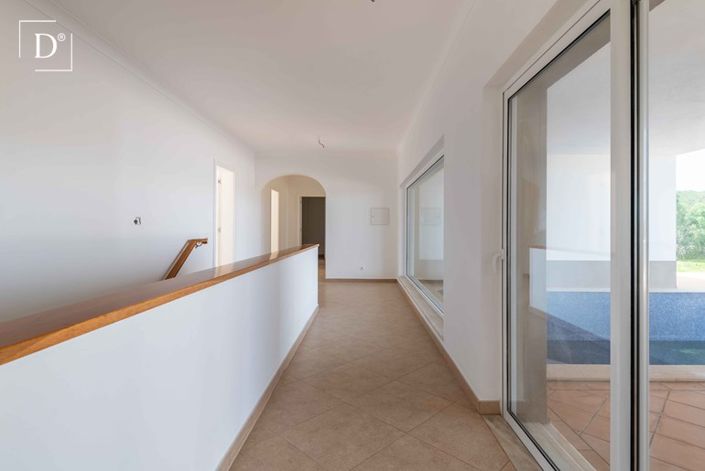 Image No.24-4 Bed Villa for sale