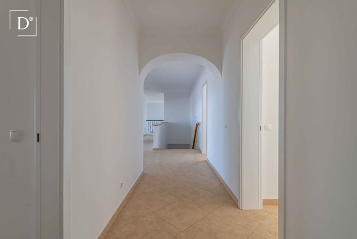 Image No.35-4 Bed Villa for sale