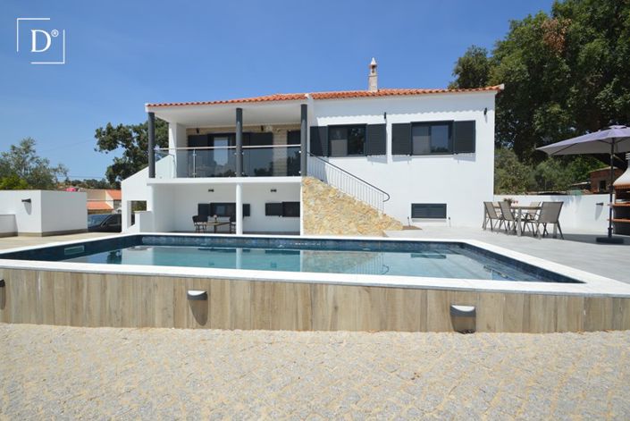 Image No.1-5 Bed Villa for sale