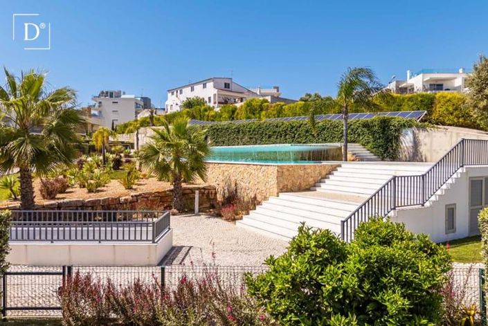 Image No.38-3 Bed Villa for sale