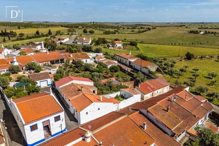 Image No.20-2 Bed Villa for sale