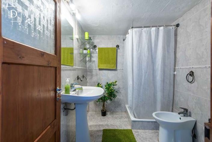 Image No.18-4 Bed Villa for sale