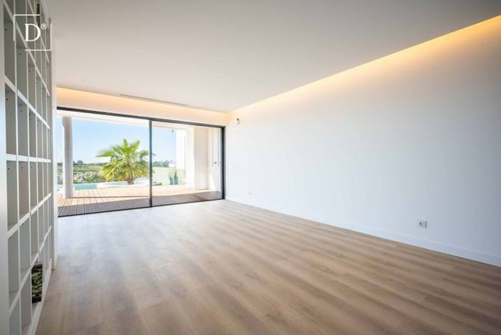 Image No.24-5 Bed Villa for sale