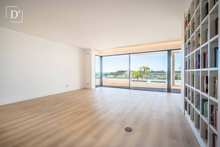 Image No.25-5 Bed Villa for sale