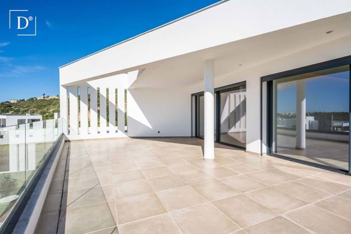 Image No.32-5 Bed Villa for sale