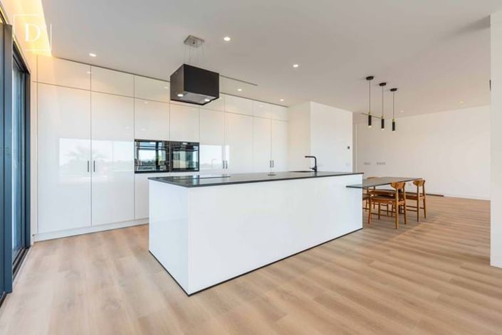 Image No.4-5 Bed Villa for sale