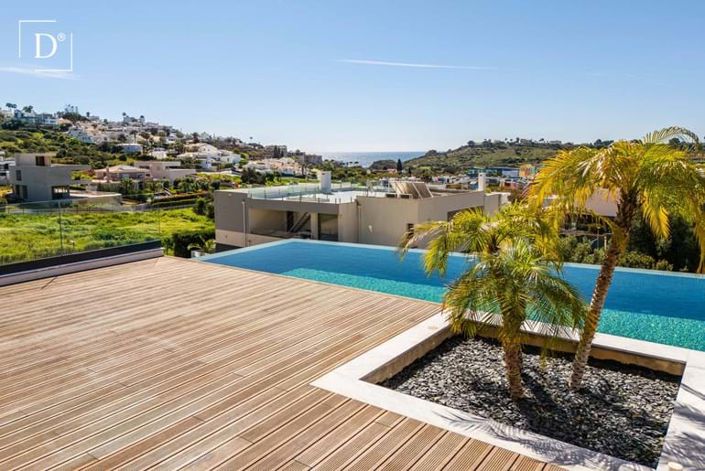 Image No.51-5 Bed Villa for sale