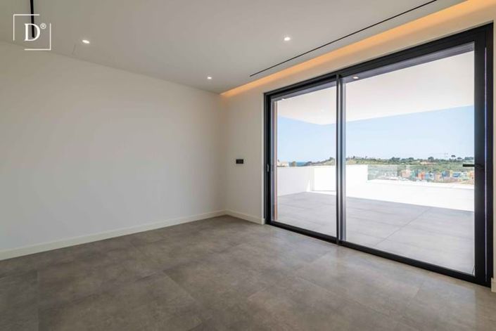 Image No.35-4 Bed Villa for sale