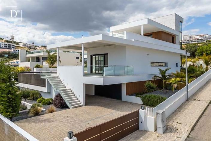 Image No.5-4 Bed Villa for sale