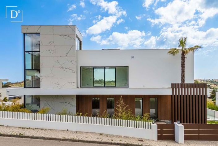 Image No.51-4 Bed Villa for sale