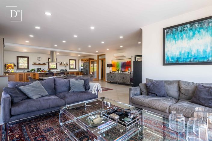 Image No.6-5 Bed Villa for sale