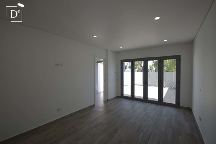 Image No.5-3 Bed Villa for sale