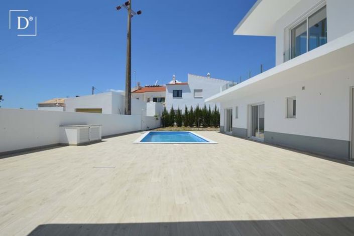 Image No.31-4 Bed Villa for sale