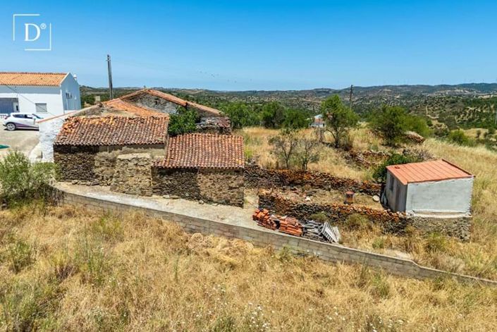 Image No.12-Villa for sale