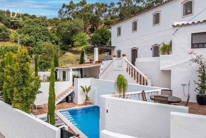 Image No.3-4 Bed Villa for sale