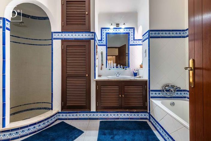 Image No.15-3 Bed Villa for sale