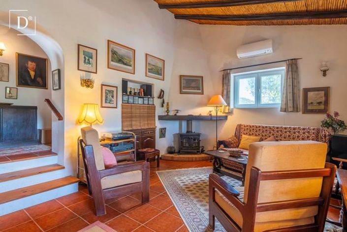 Image No.5-2 Bed Villa for sale