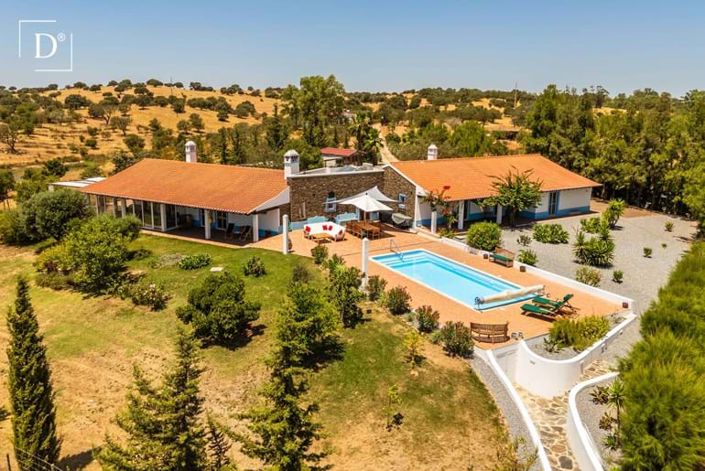 Image No.1-3 Bed Villa for sale