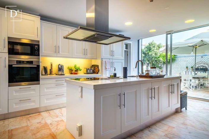 Image No.2-5 Bed Villa for sale