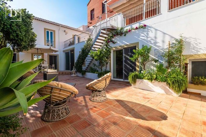 Image No.9-5 Bed Villa for sale