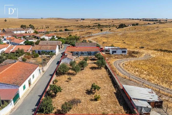Image No.1-3 Bed Villa for sale