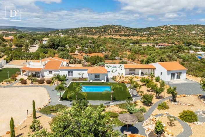 Image No.1-5 Bed Villa for sale